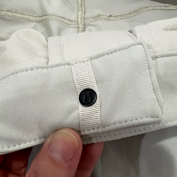 Lululemon ABC Classic-Fit 5 Pocket Pant Warpstreme - Size 32W x 34L. Like new - Picture 7 of 9